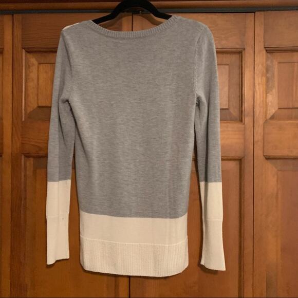 GAP Women's Color Block Crewneck Wool Blend Sweater Pullover Grey/White Size S - Picture 6 of 8